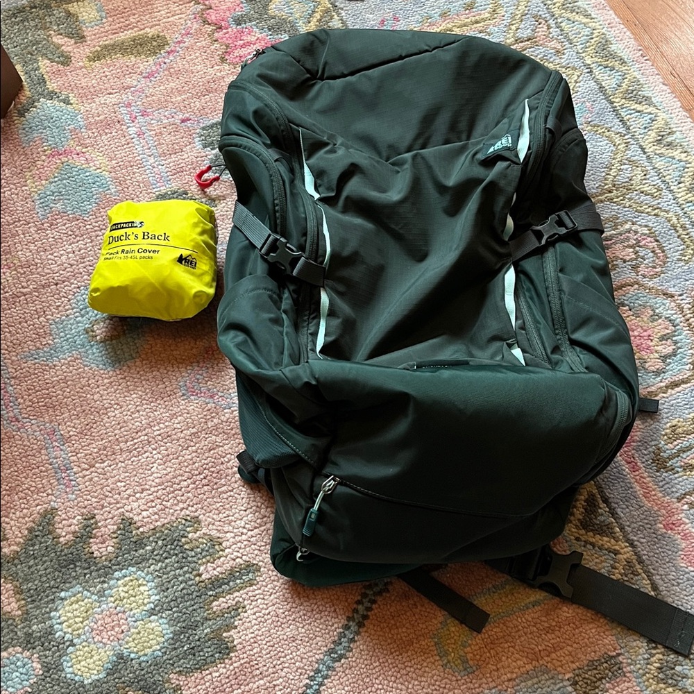 REI Co-Op Women’s Ruckpack 40L Green Travel Hiking Camping